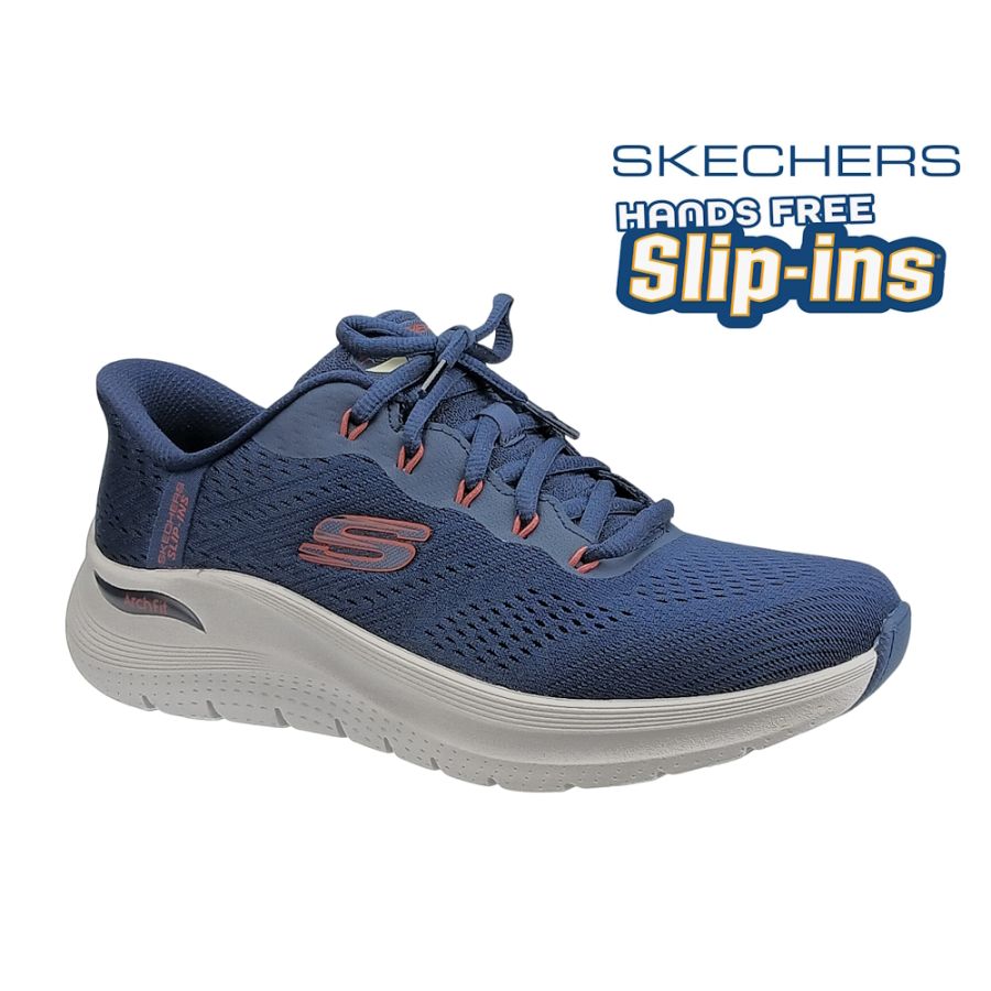 Skechers